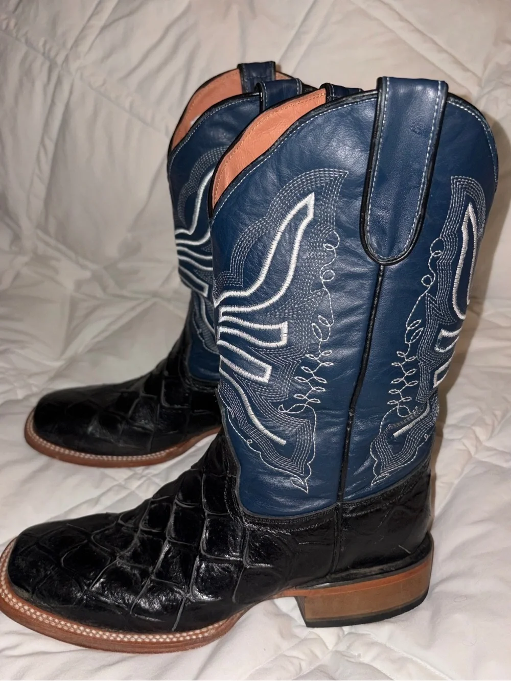 EUC Tanner Mark Mens Fish Print Western leather Boots - Square Toe